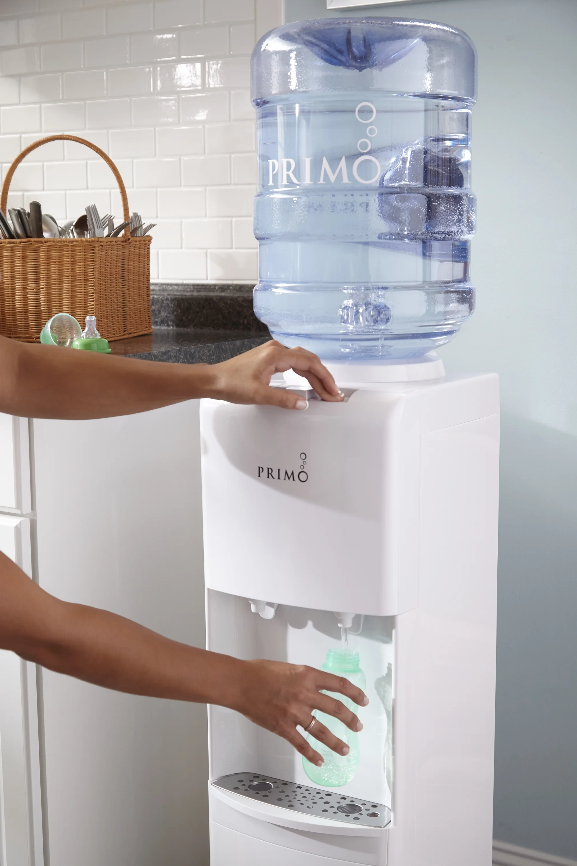 Primo® Water Dispenser Top Loading, Hot/Cold Temperature, White - Levo Sportswear